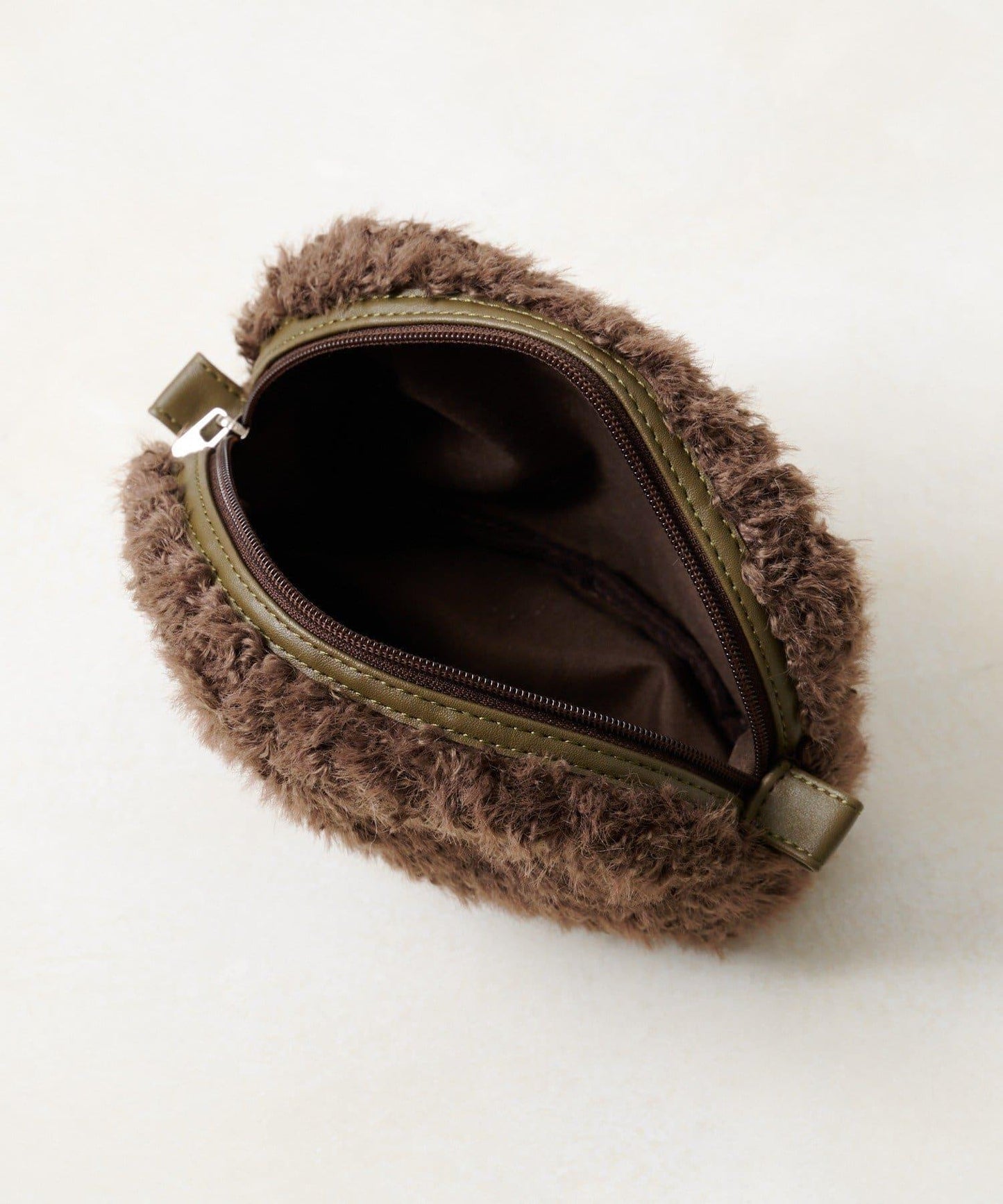 【KolorsLikeYou】毛絨鏡面化妝包