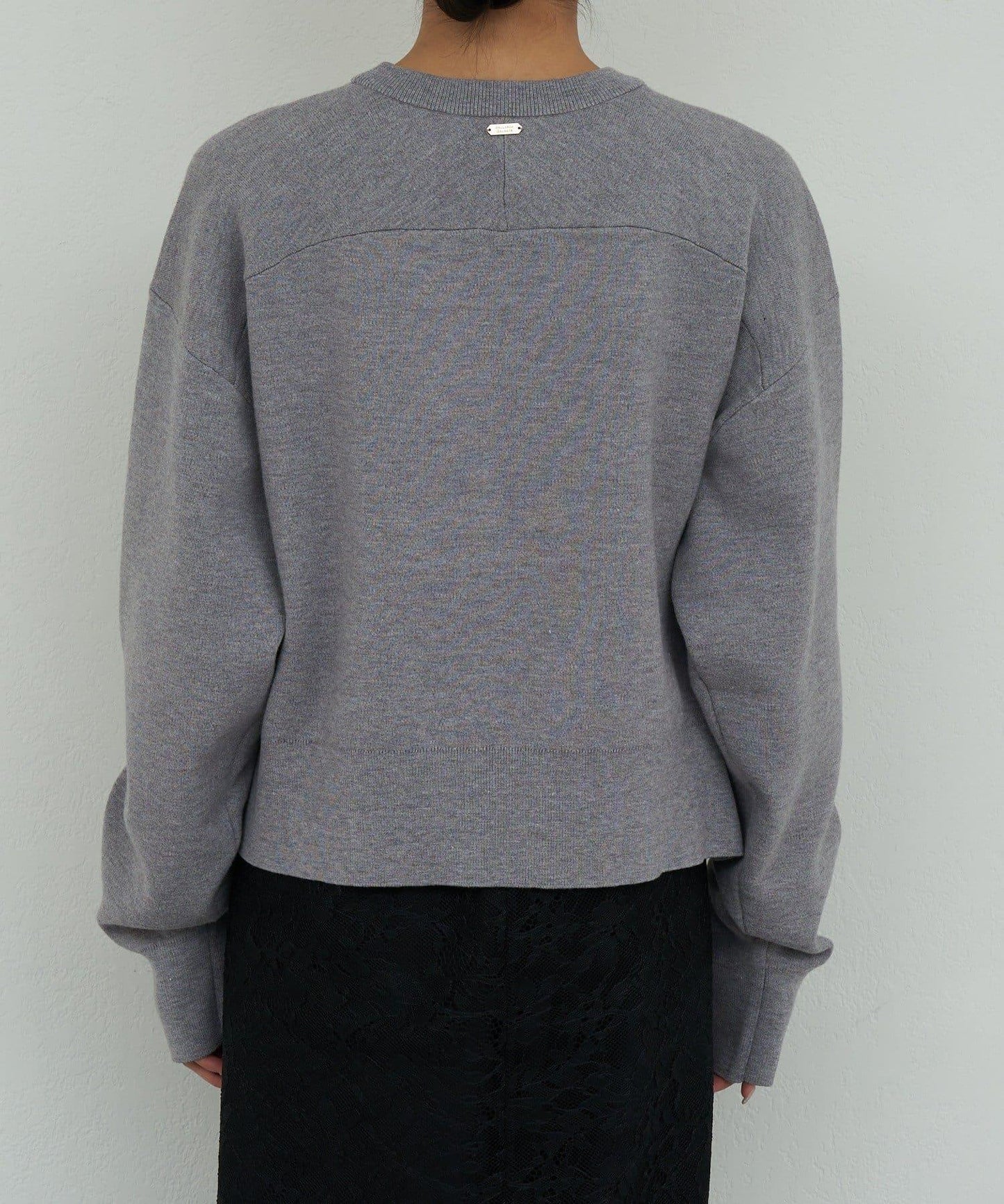 衛衣風格圓領針織衫