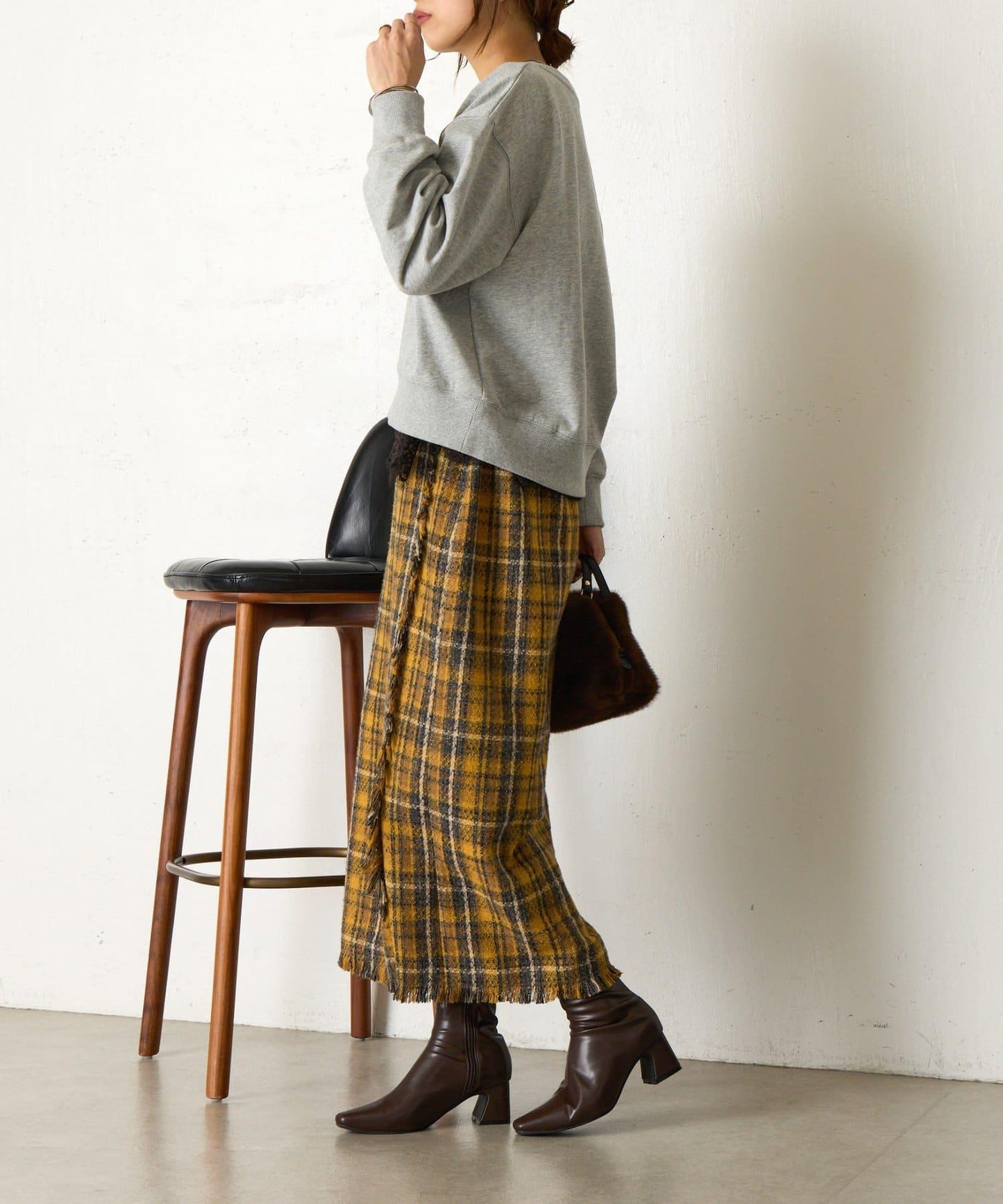 迷你毛圈植絨字母印花長袖T恤