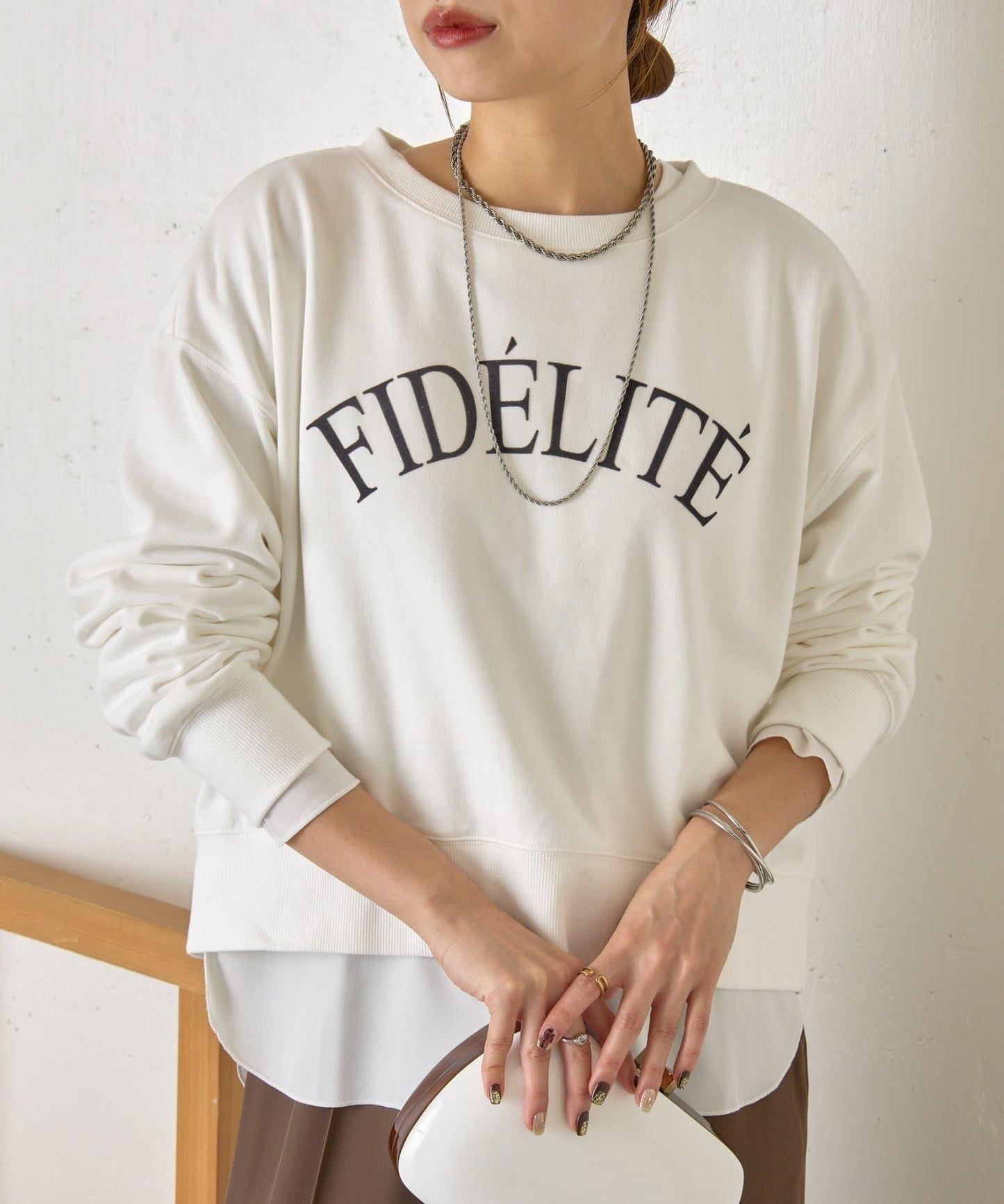 迷你毛圈植絨字母印花長袖T恤