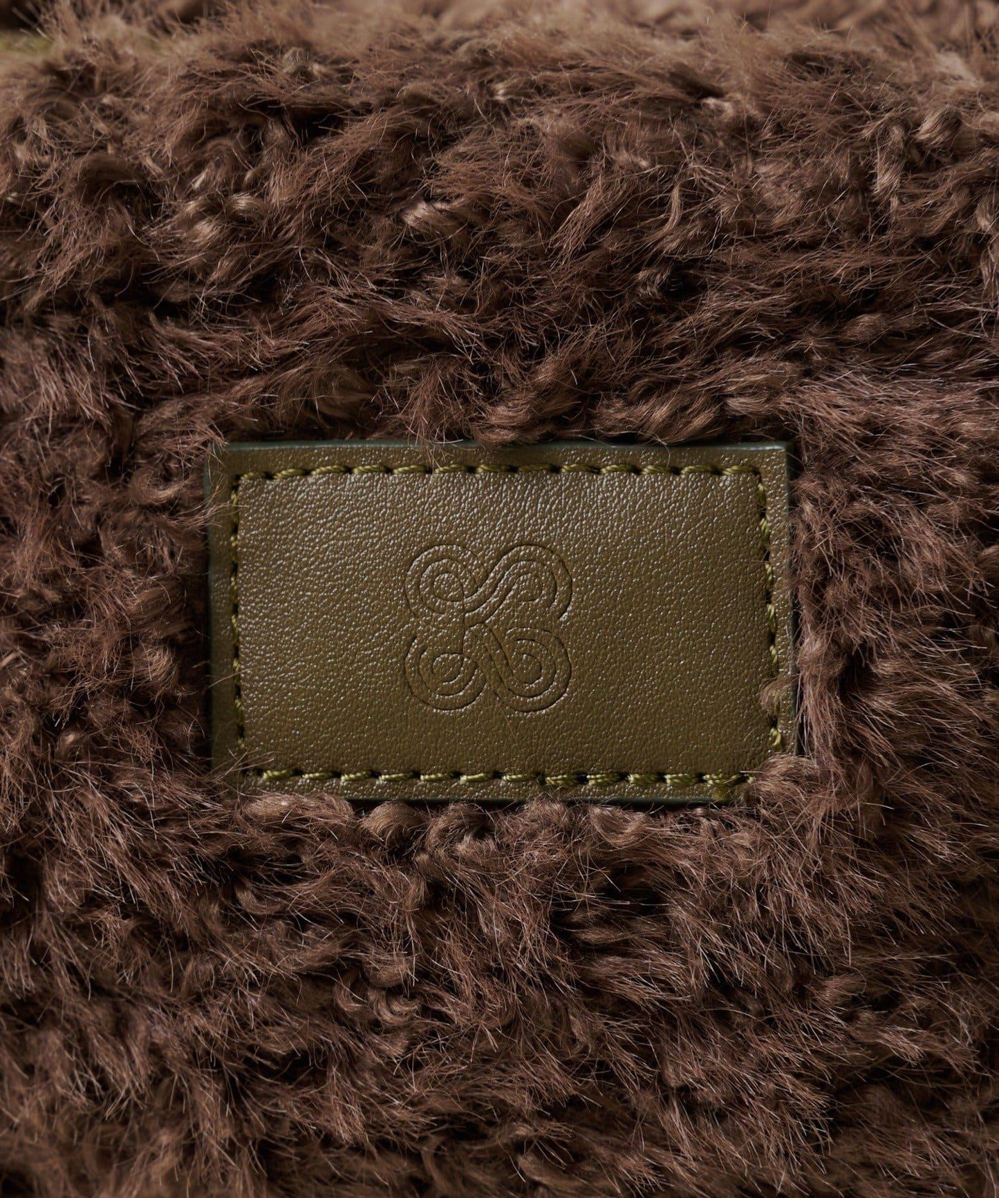 【KolorsLikeYou】毛絨鏡面化妝包