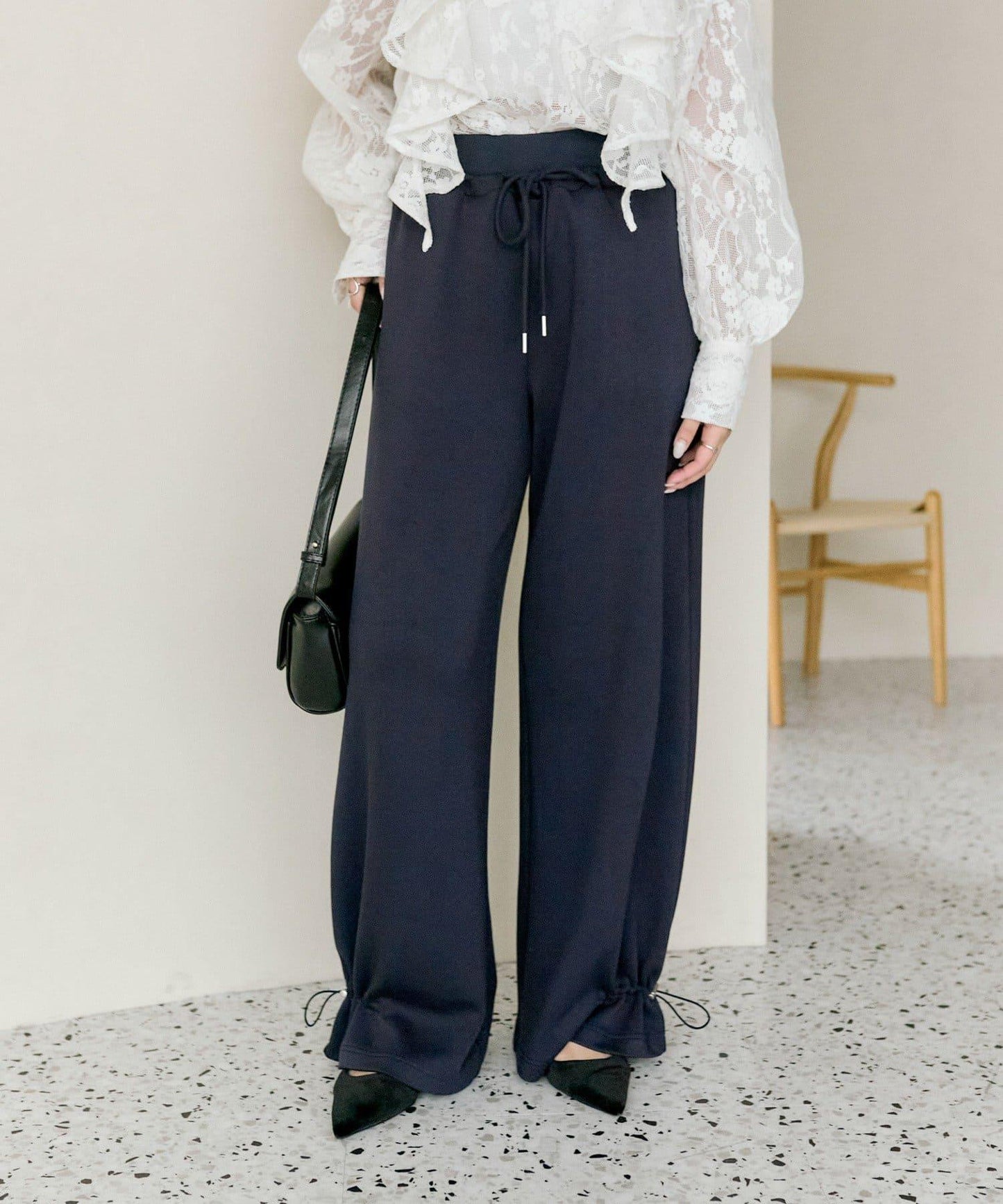 抽繩束腳休閒褲