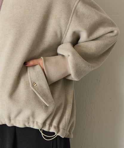 背部荷葉邊夾克