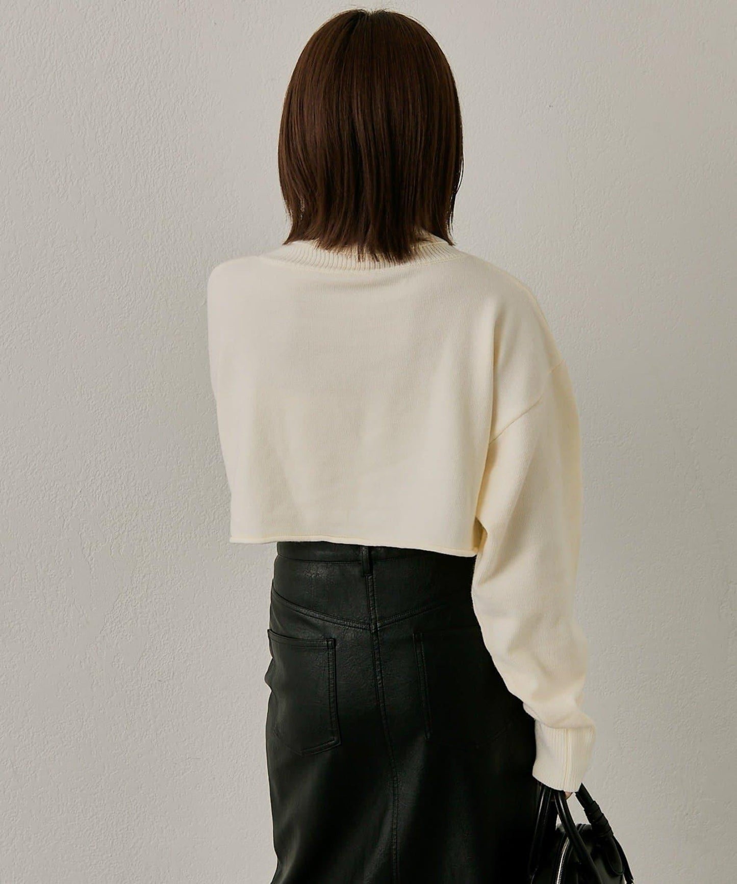 mline 短款高領針織上衣