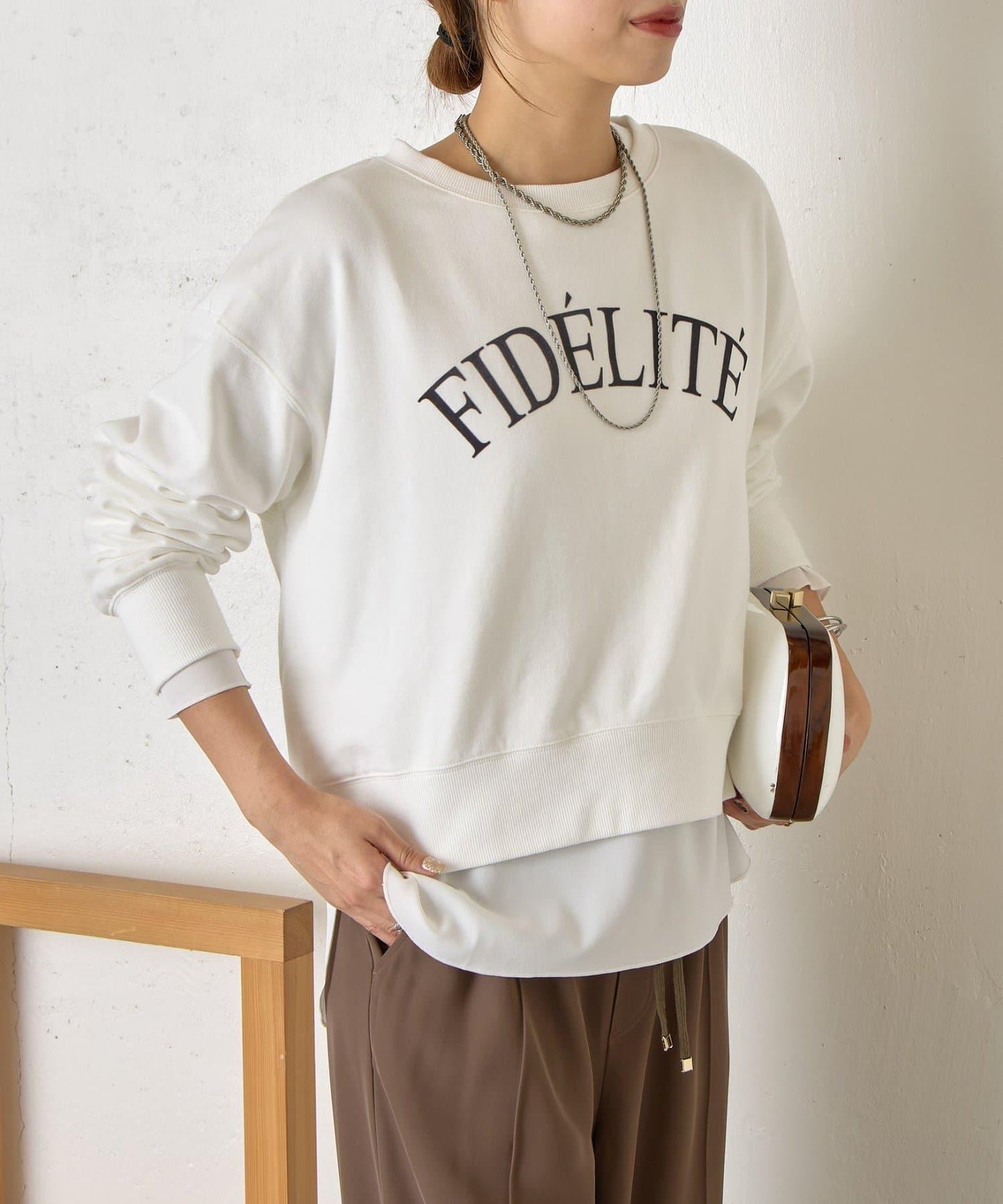 迷你毛圈植絨字母印花長袖T恤