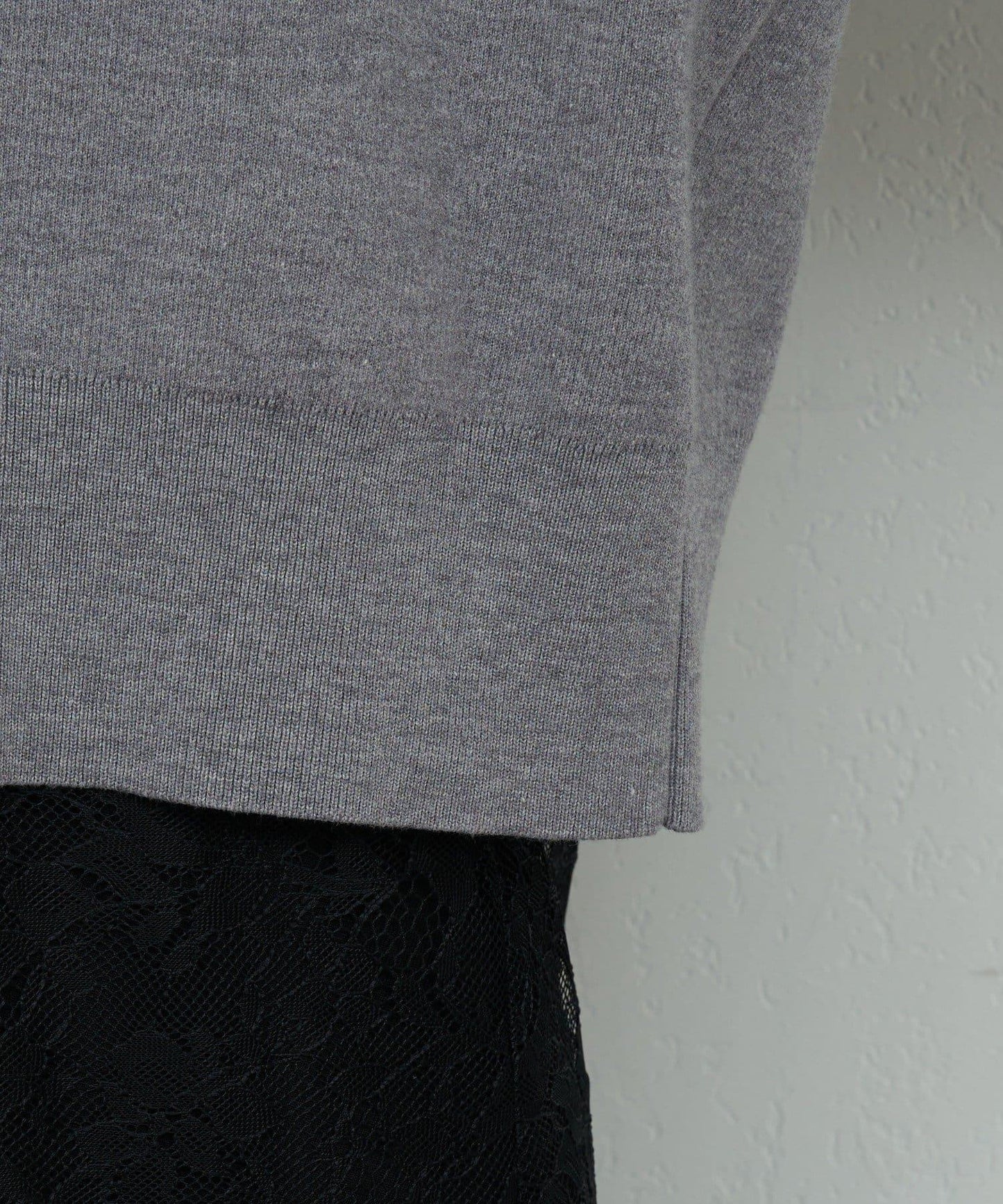 衛衣風格圓領針織衫