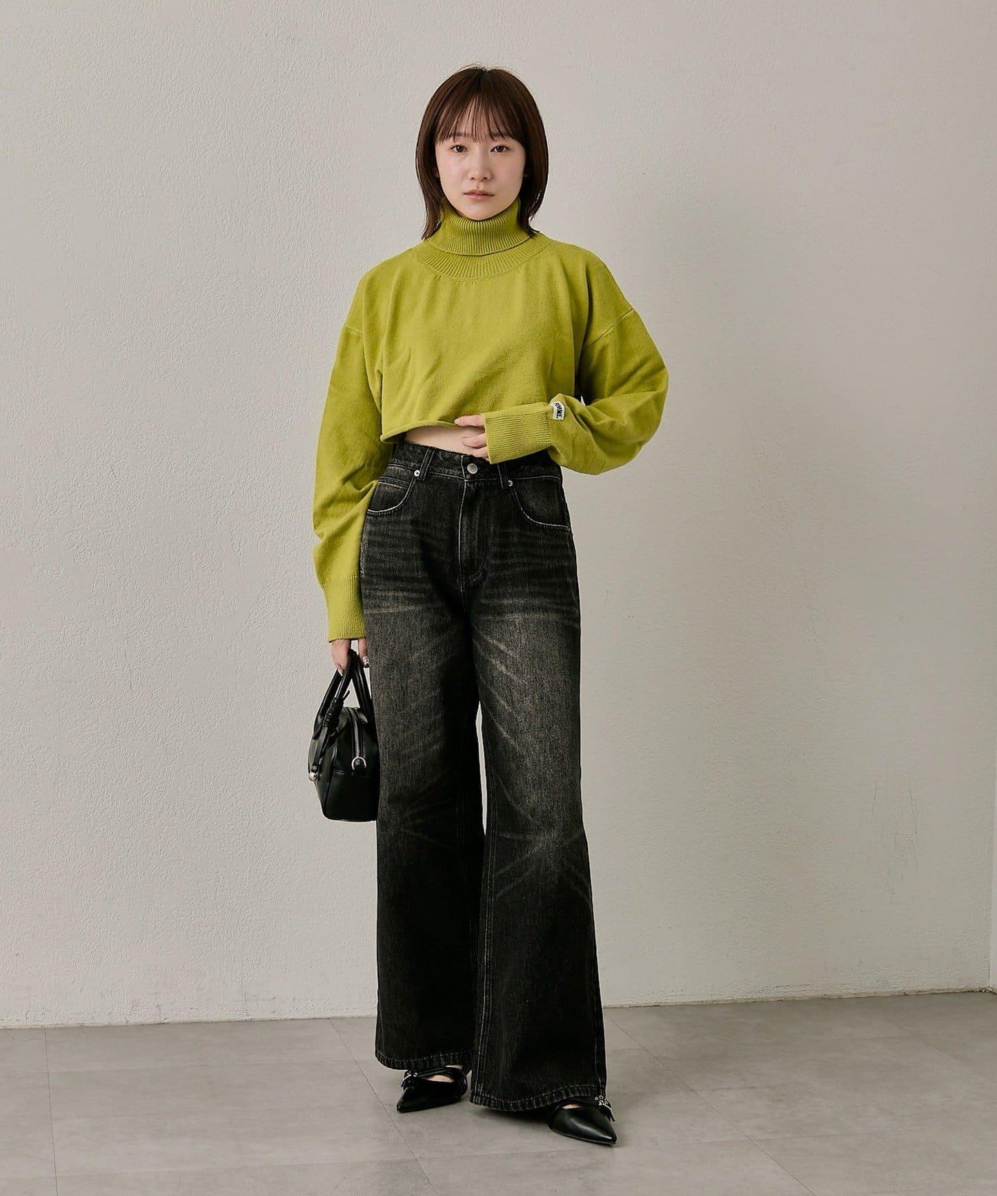 mline 短款高領針織上衣