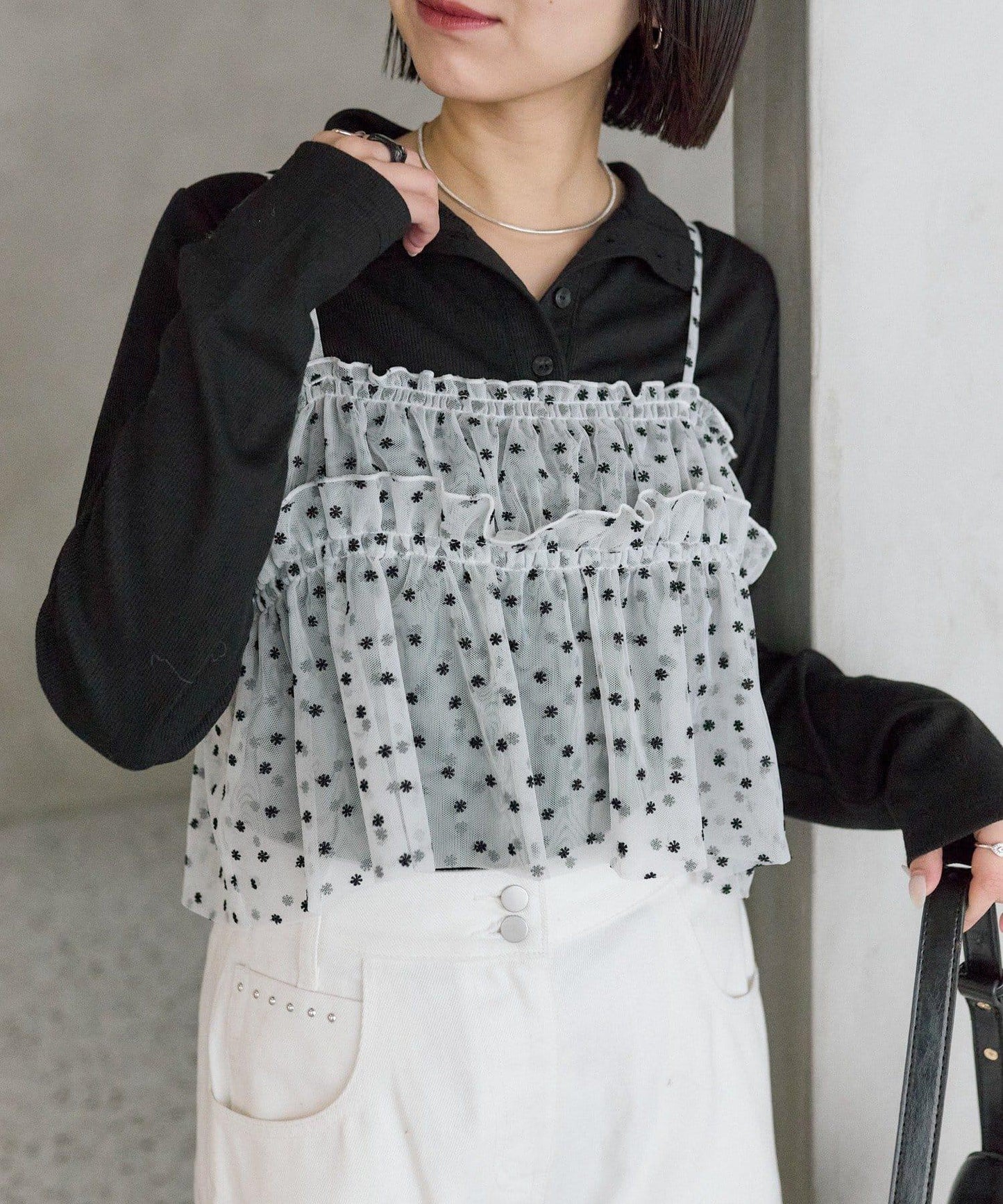 花卉網紗吊帶上衣