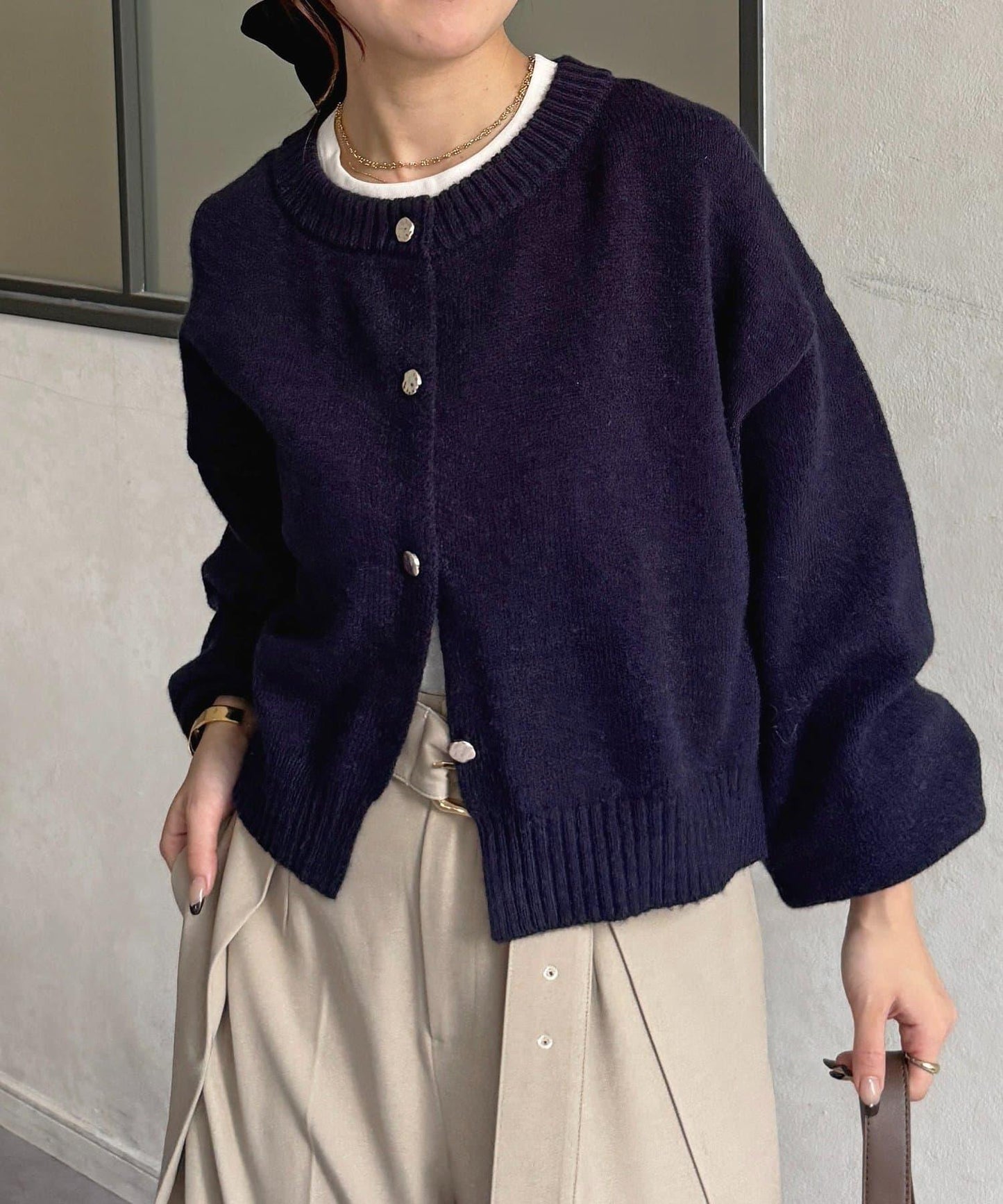 微妙色調紐扣短款開衫