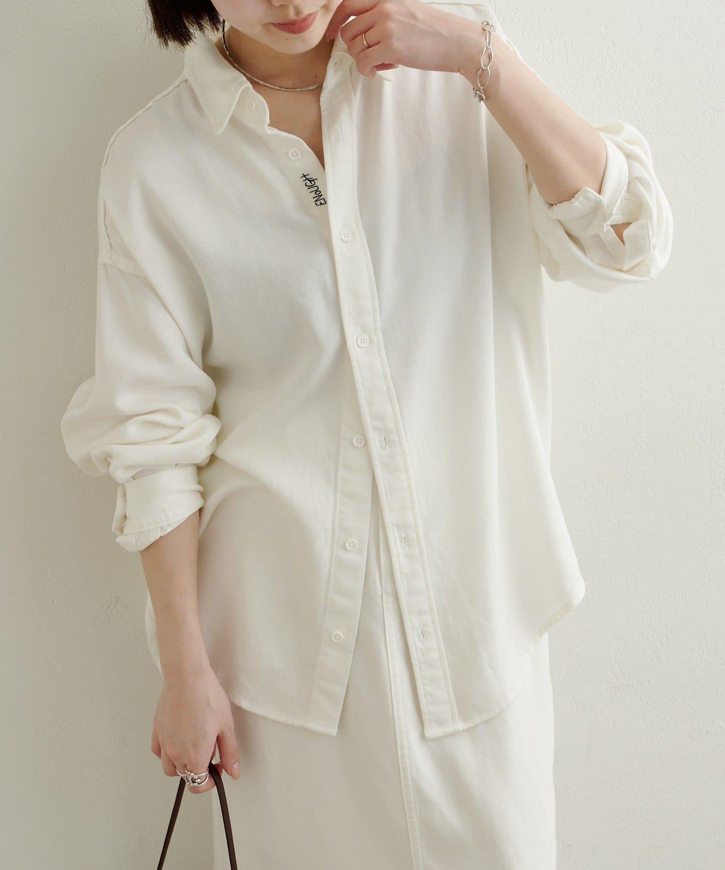 【可搭配套裝穿著◎】刺繡天絲柔軟寬鬆襯衫