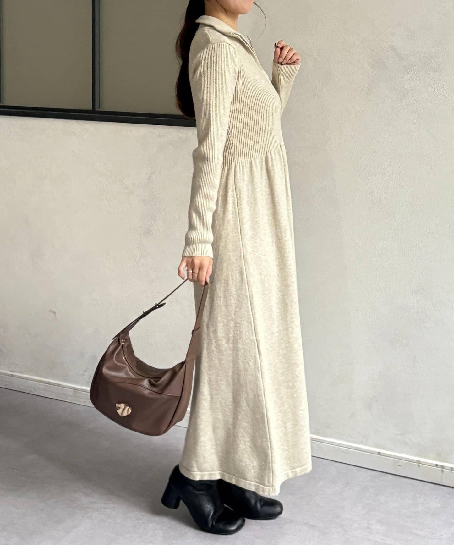 半拉鍊羅紋針織喇叭連衣裙