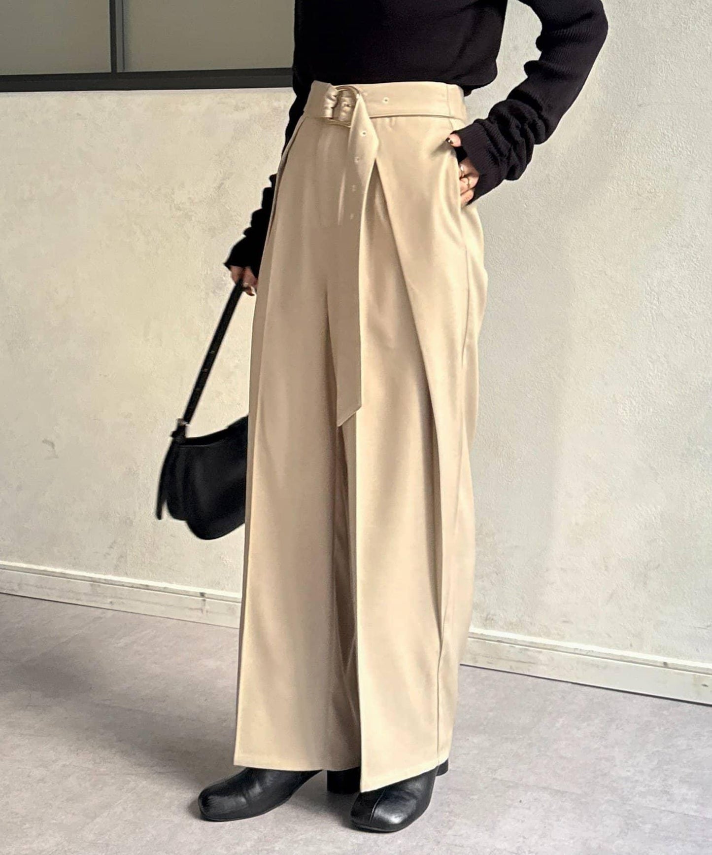 微妙色調腰帶褶皺西裝褲