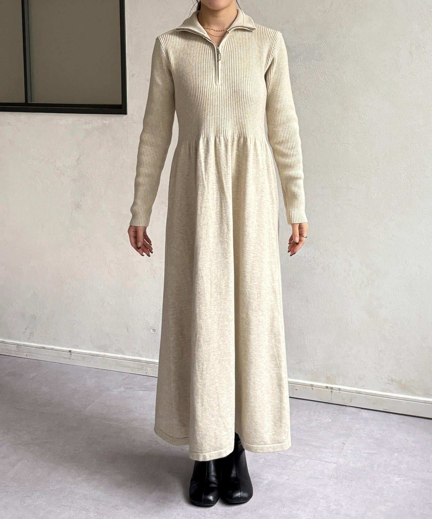 半拉鍊羅紋針織喇叭連衣裙