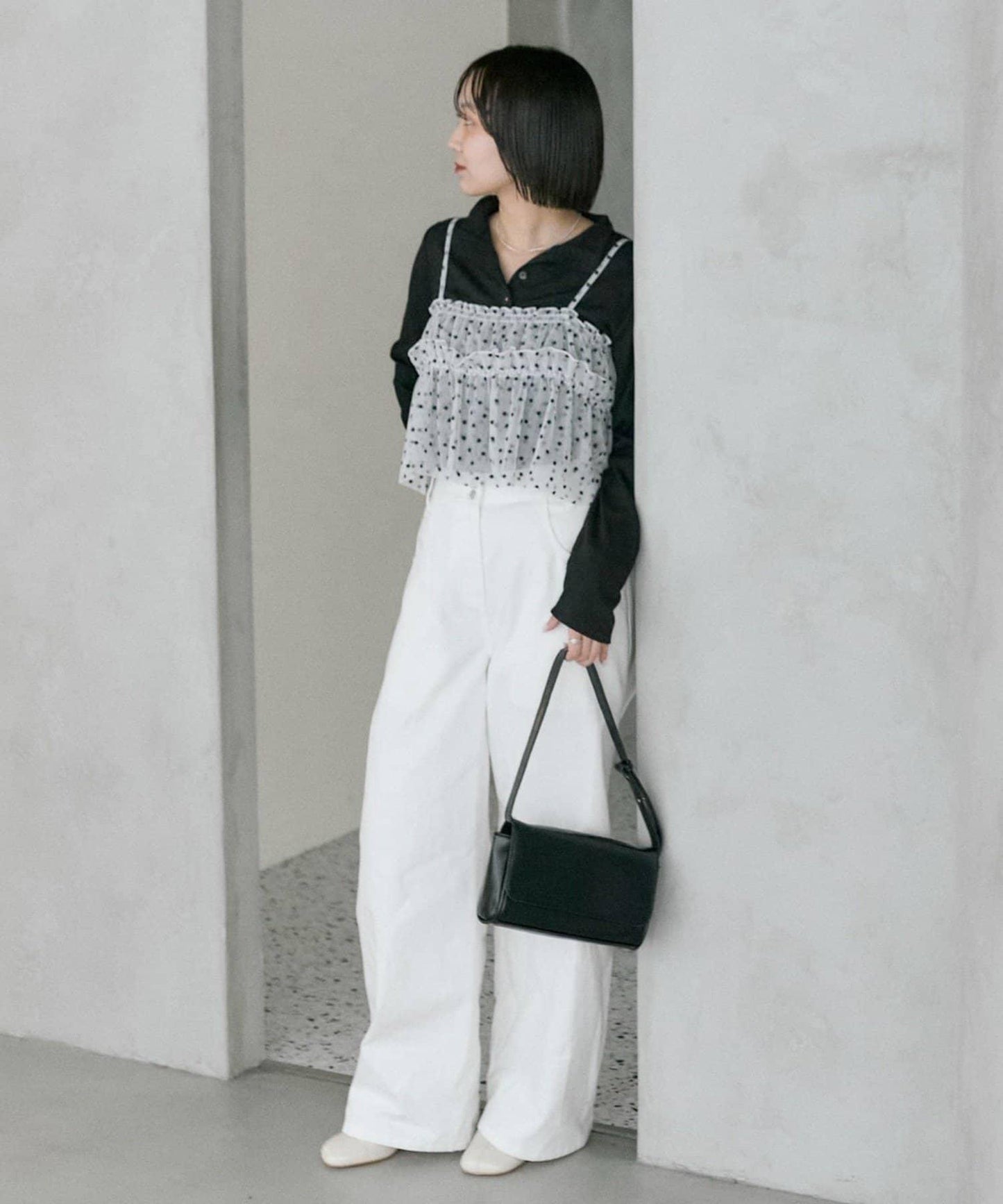 花卉網紗吊帶上衣