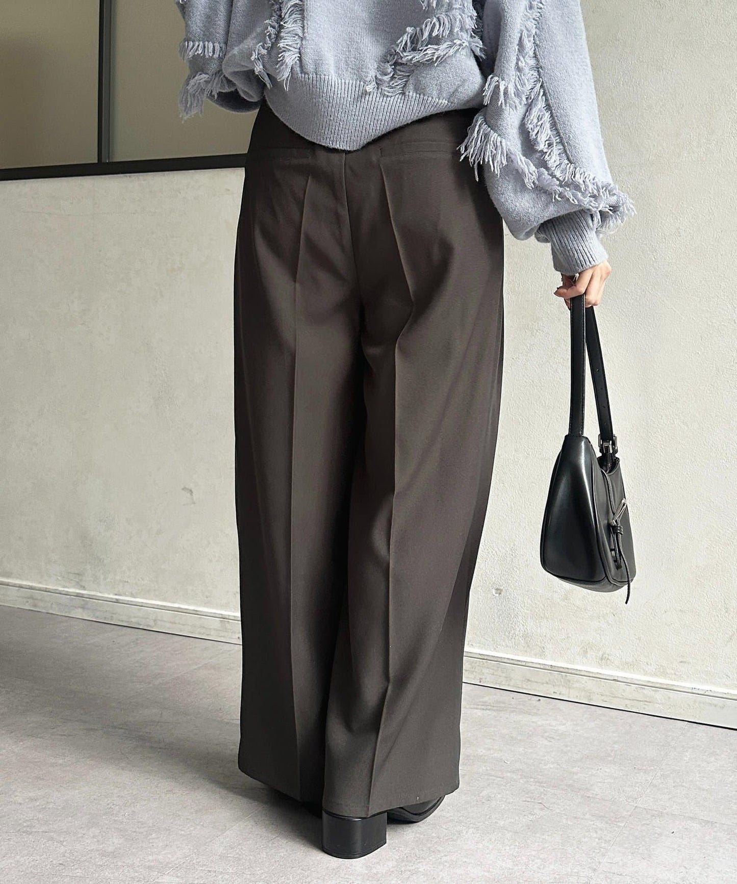 微妙色調腰帶褶皺西裝褲