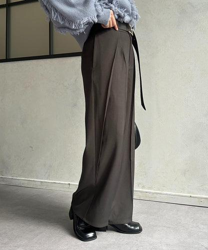 微妙色調腰帶褶皺西裝褲