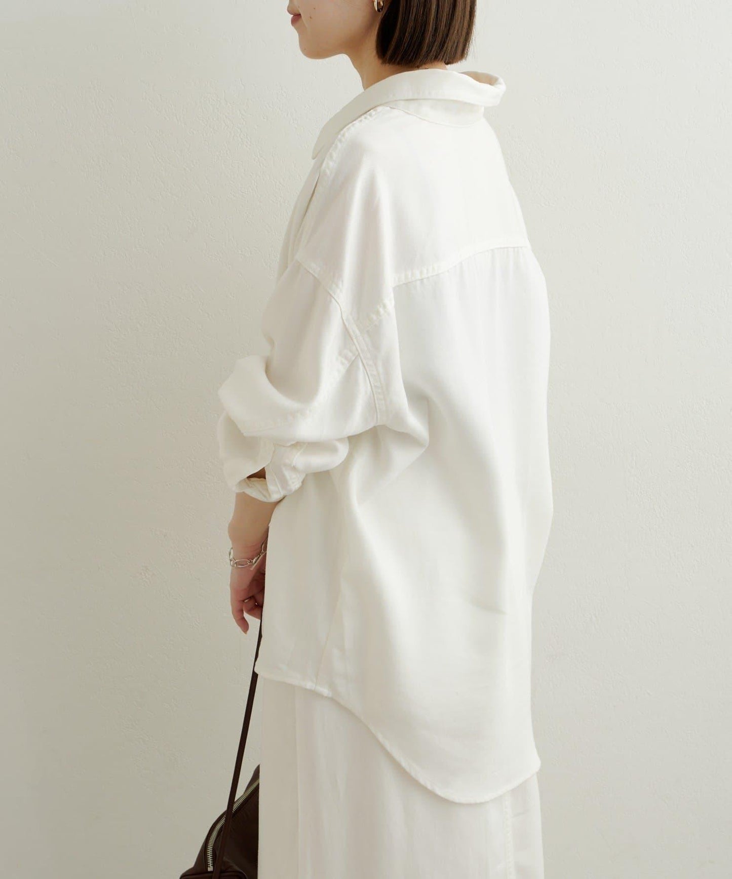 【可搭配套裝穿著◎】刺繡天絲柔軟寬鬆襯衫