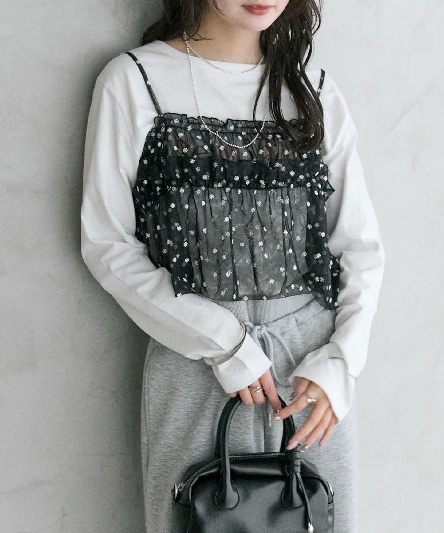 花卉網紗吊帶上衣
