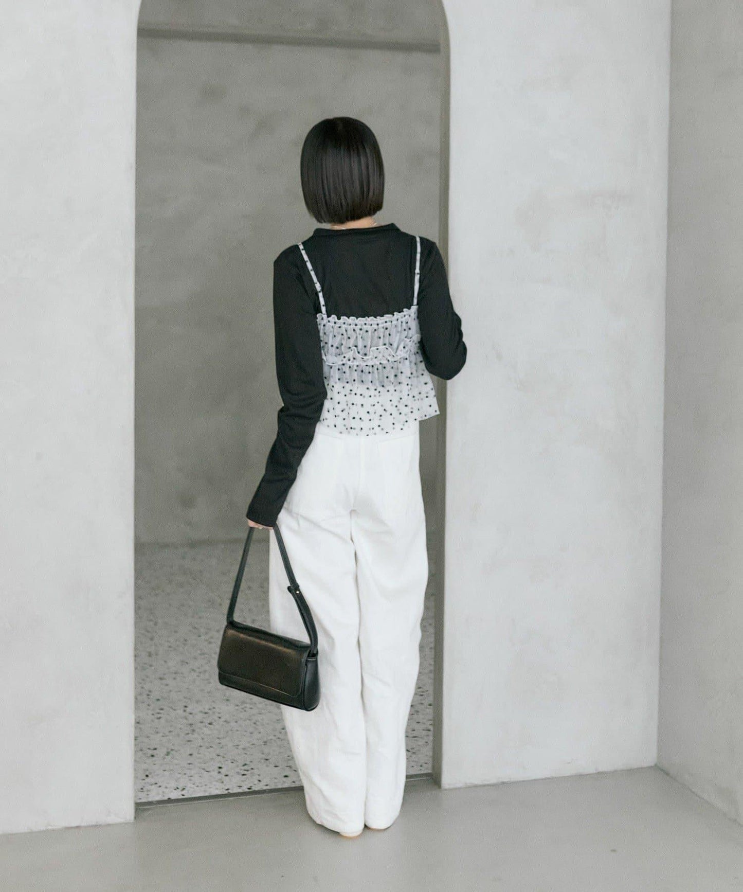 花卉網紗吊帶上衣