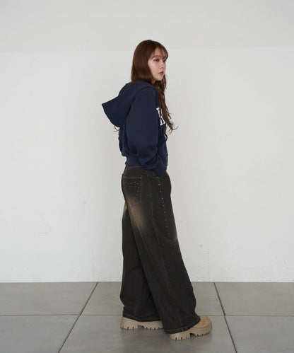 鉚釘裝飾寬鬆牛仔褲