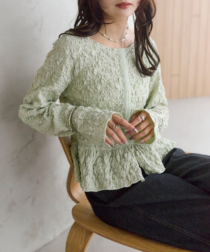 褶皺荷葉邊上衣