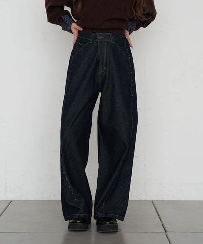 鉚釘裝飾寬鬆牛仔褲