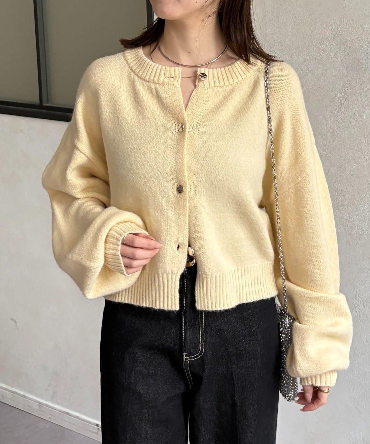 微妙色調紐扣短款開衫