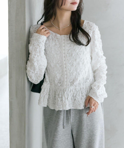 褶皺荷葉邊上衣