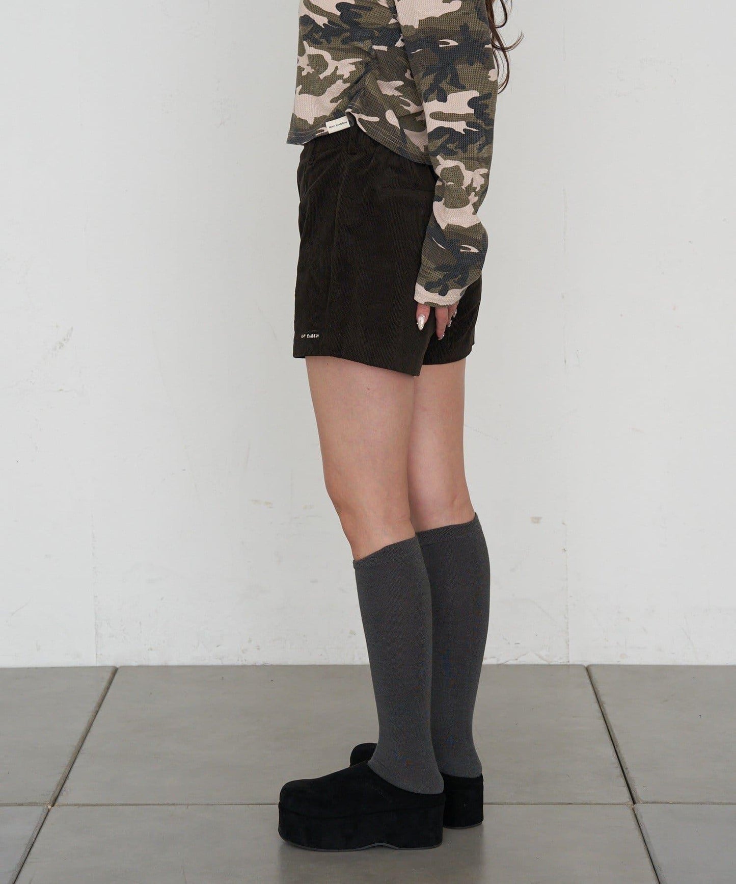 燈芯絨微型短褲