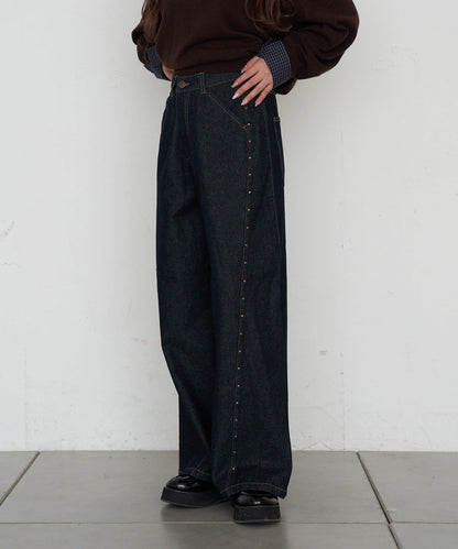 鉚釘裝飾寬鬆牛仔褲