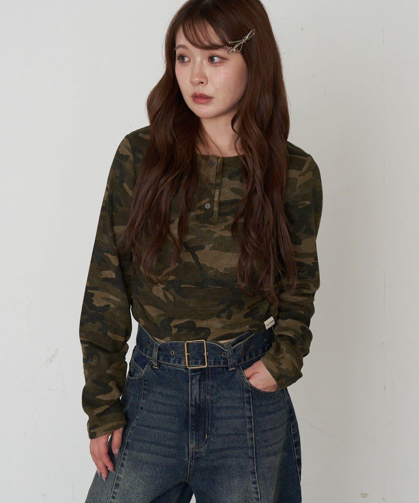 迷彩華夫格亨利領T恤