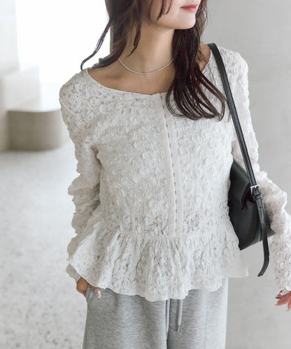 褶皺荷葉邊上衣