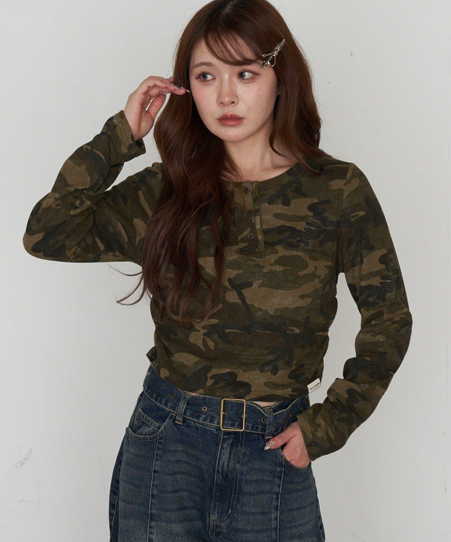 迷彩華夫格亨利領T恤