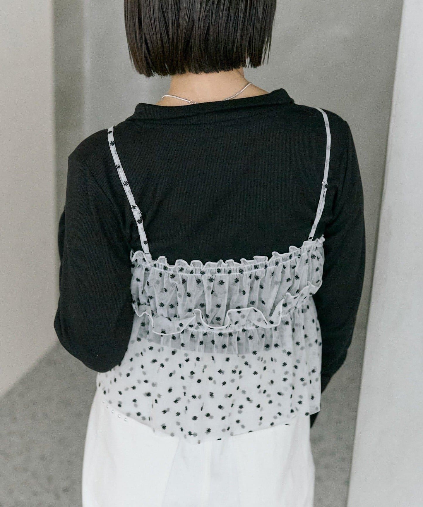 花卉網紗吊帶上衣