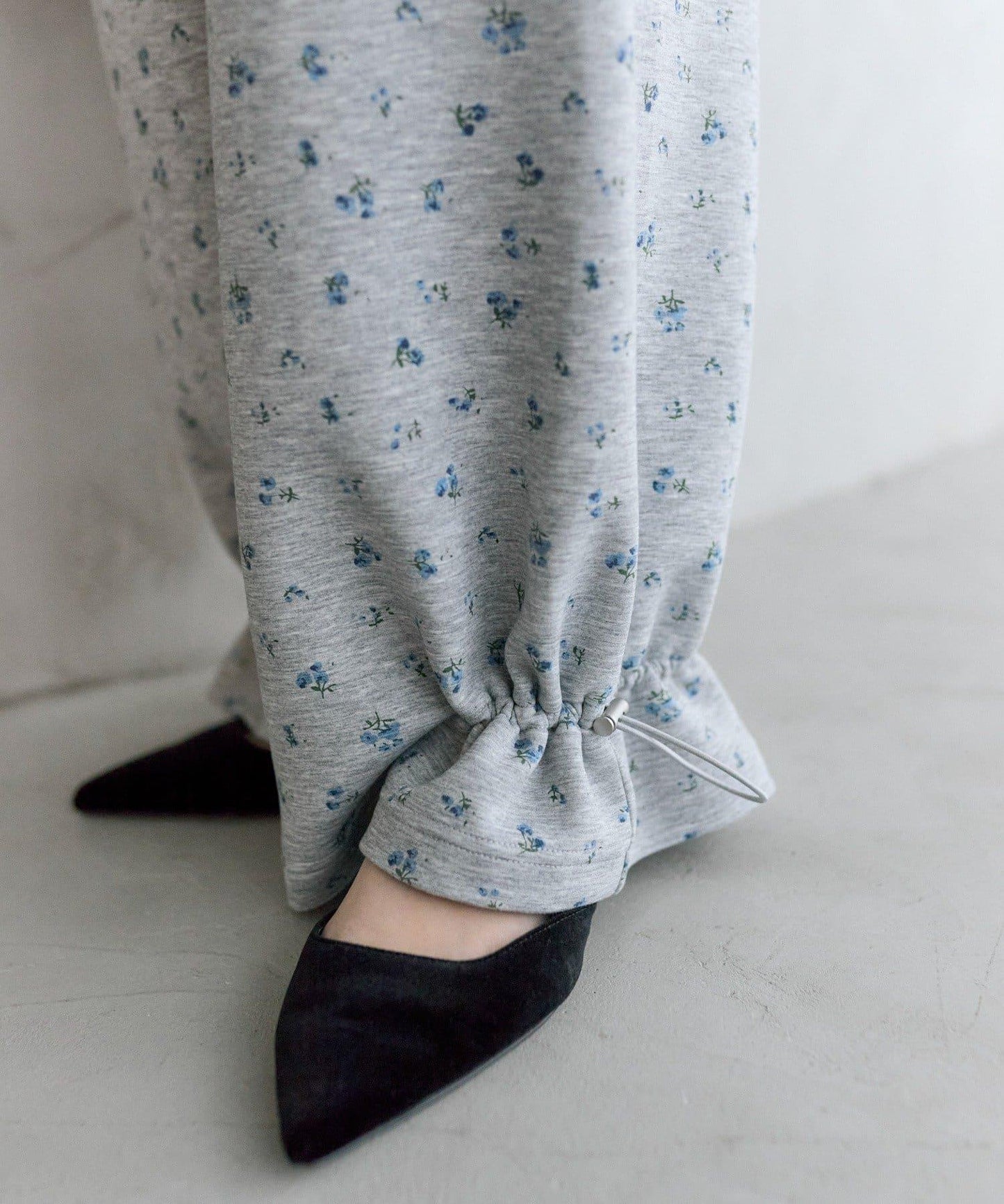 抽繩束腳休閒褲