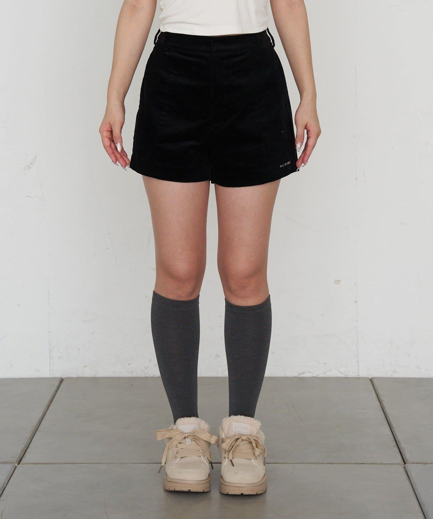 燈芯絨微型短褲