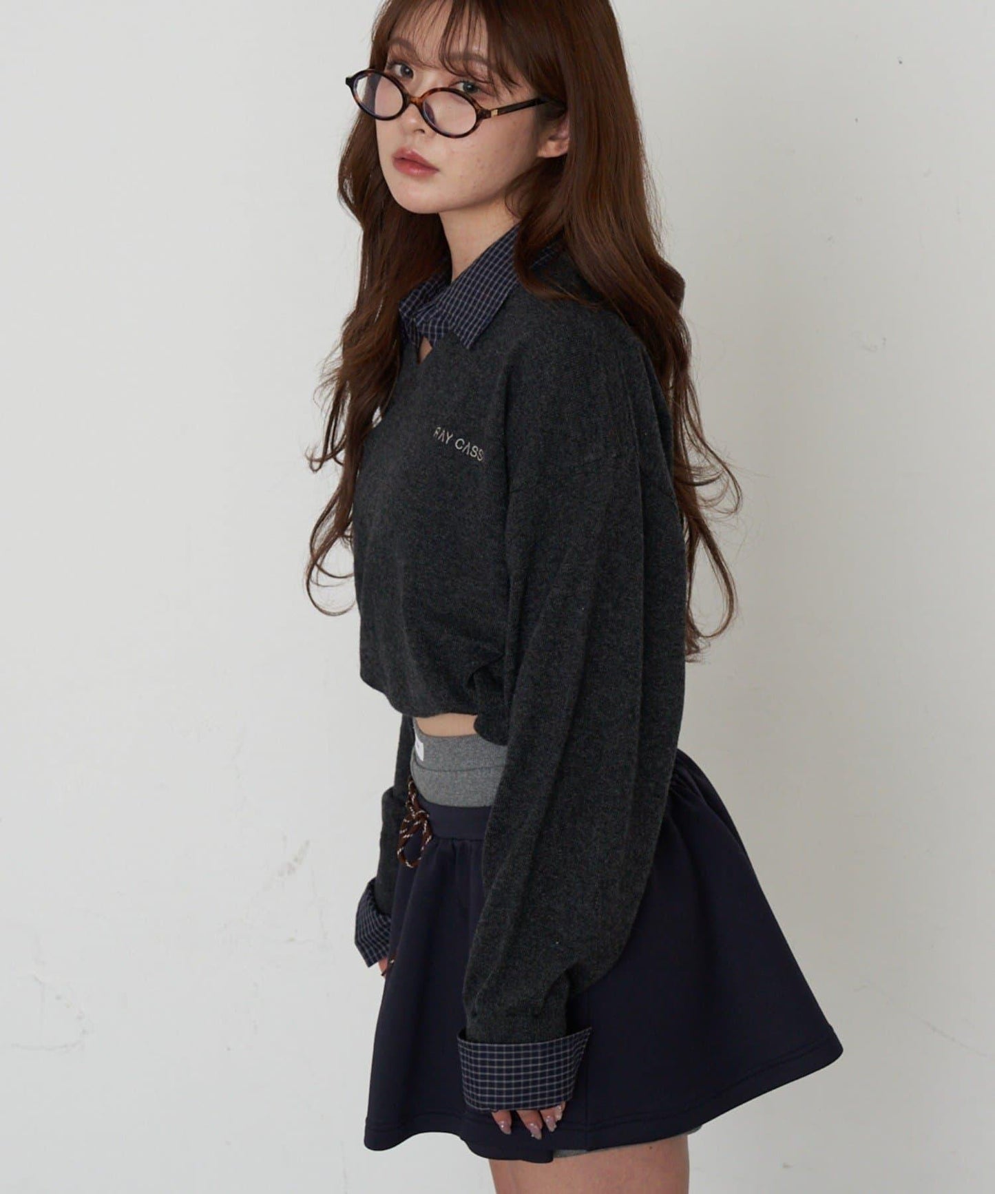 帶領V領刺繡針織衫