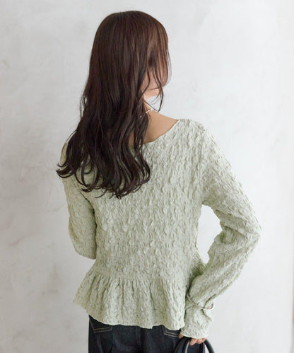 褶皺荷葉邊上衣