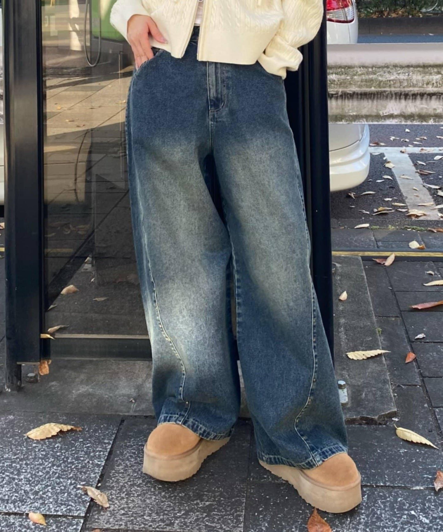 鉚釘裝飾寬鬆牛仔褲