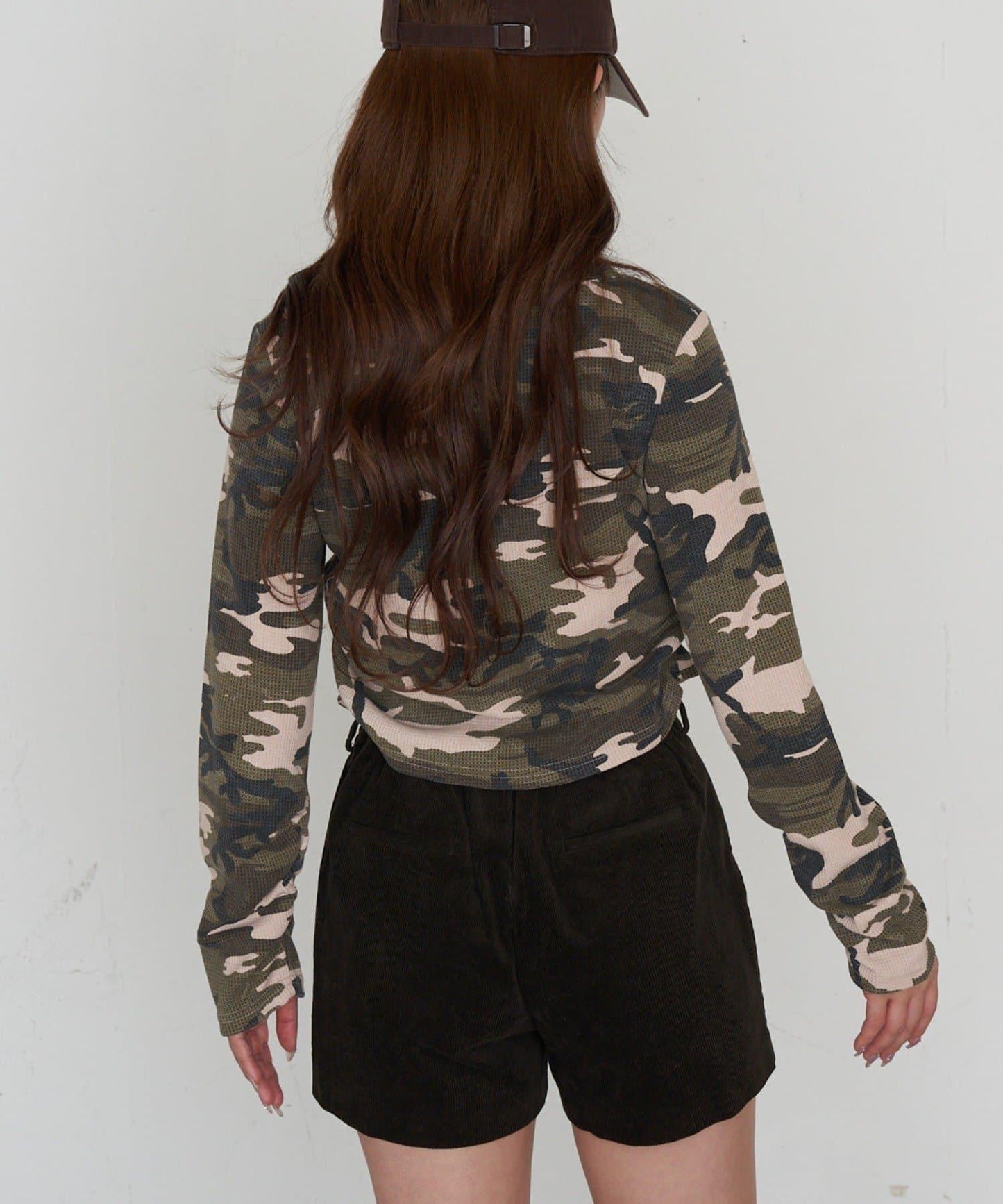 迷彩華夫格亨利領T恤