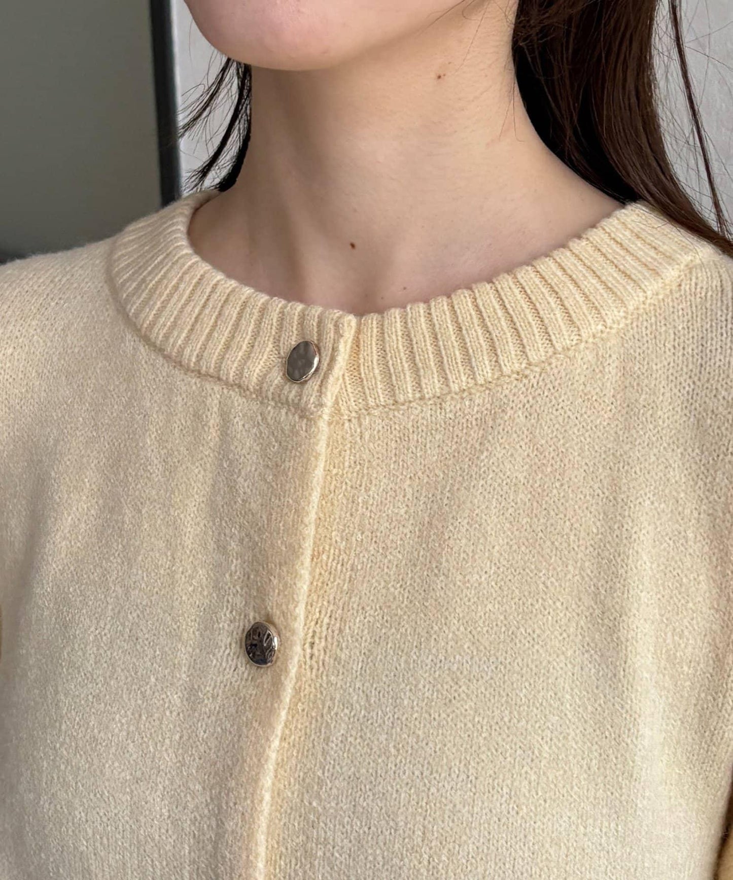 微妙色調紐扣短款開衫