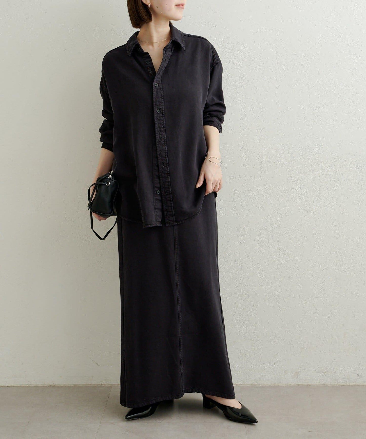 【可搭配套裝穿著◎】刺繡天絲柔軟寬鬆襯衫