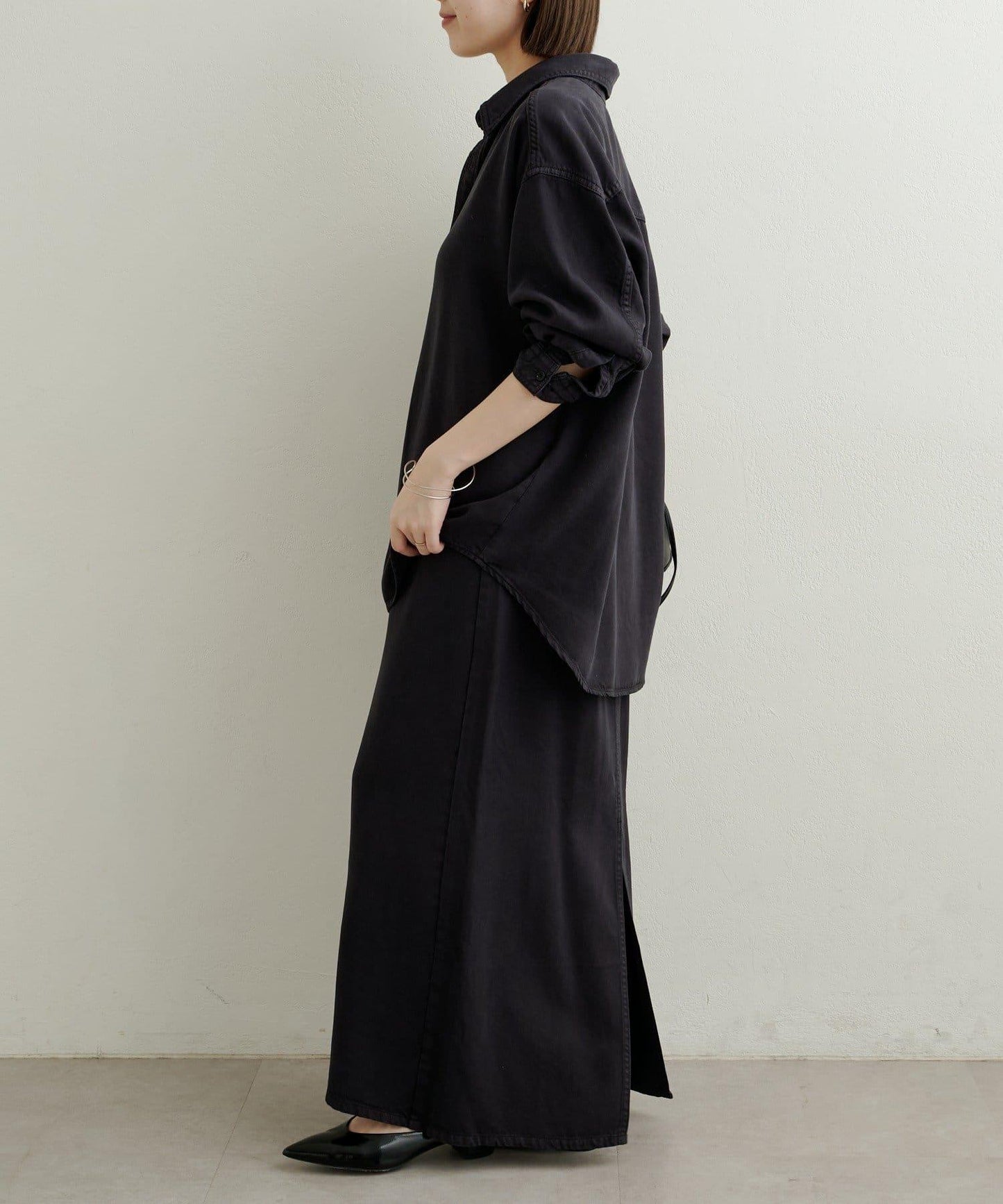 【可搭配套裝穿著◎】刺繡天絲柔軟寬鬆襯衫