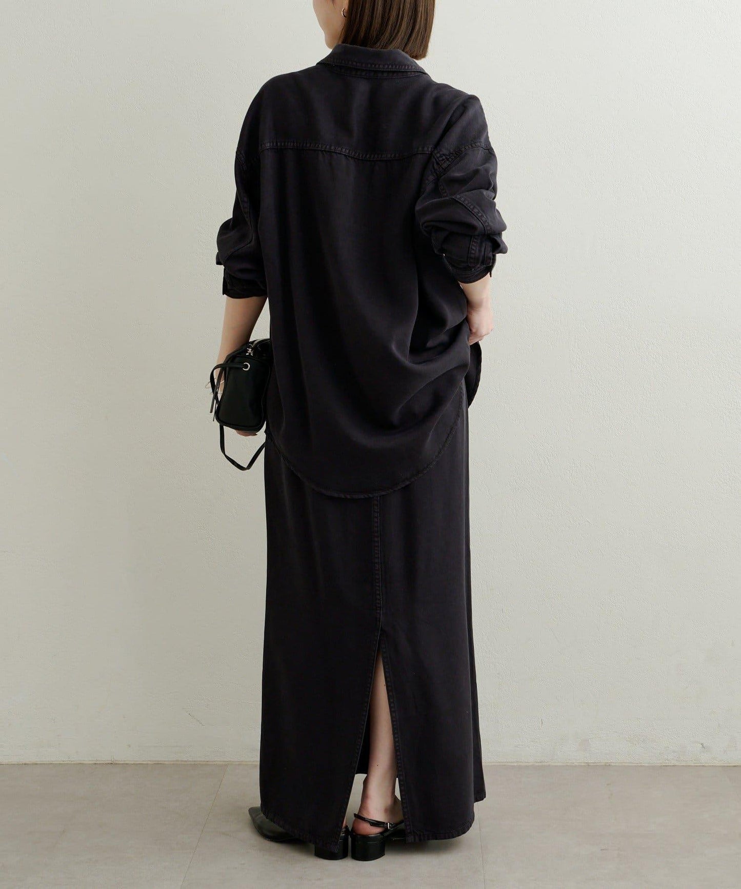 【可搭配套裝穿著◎】刺繡天絲柔軟寬鬆襯衫