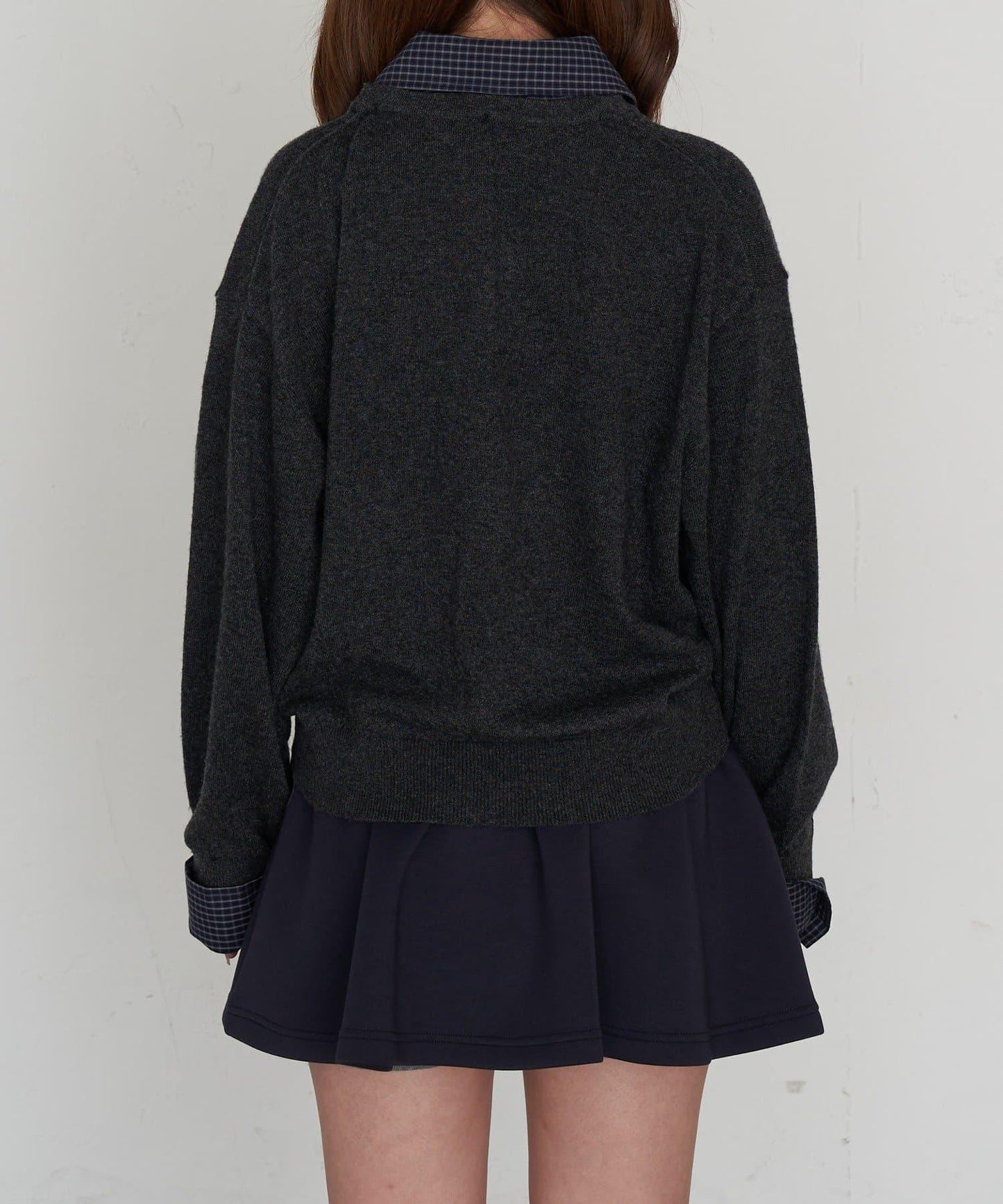 帶領V領刺繡針織衫