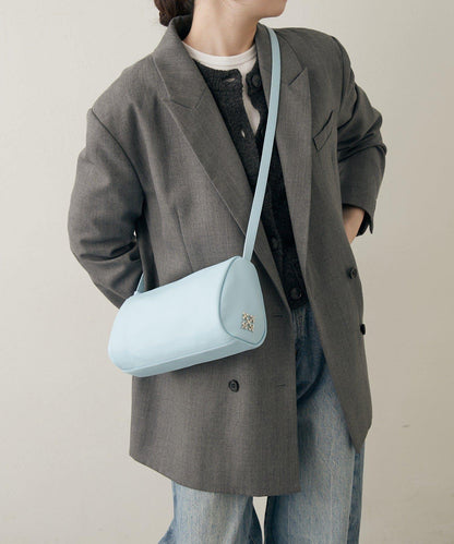 軟皮卷式單肩包