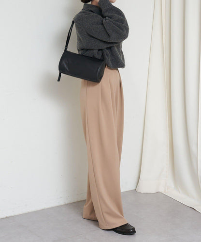 軟皮卷式單肩包