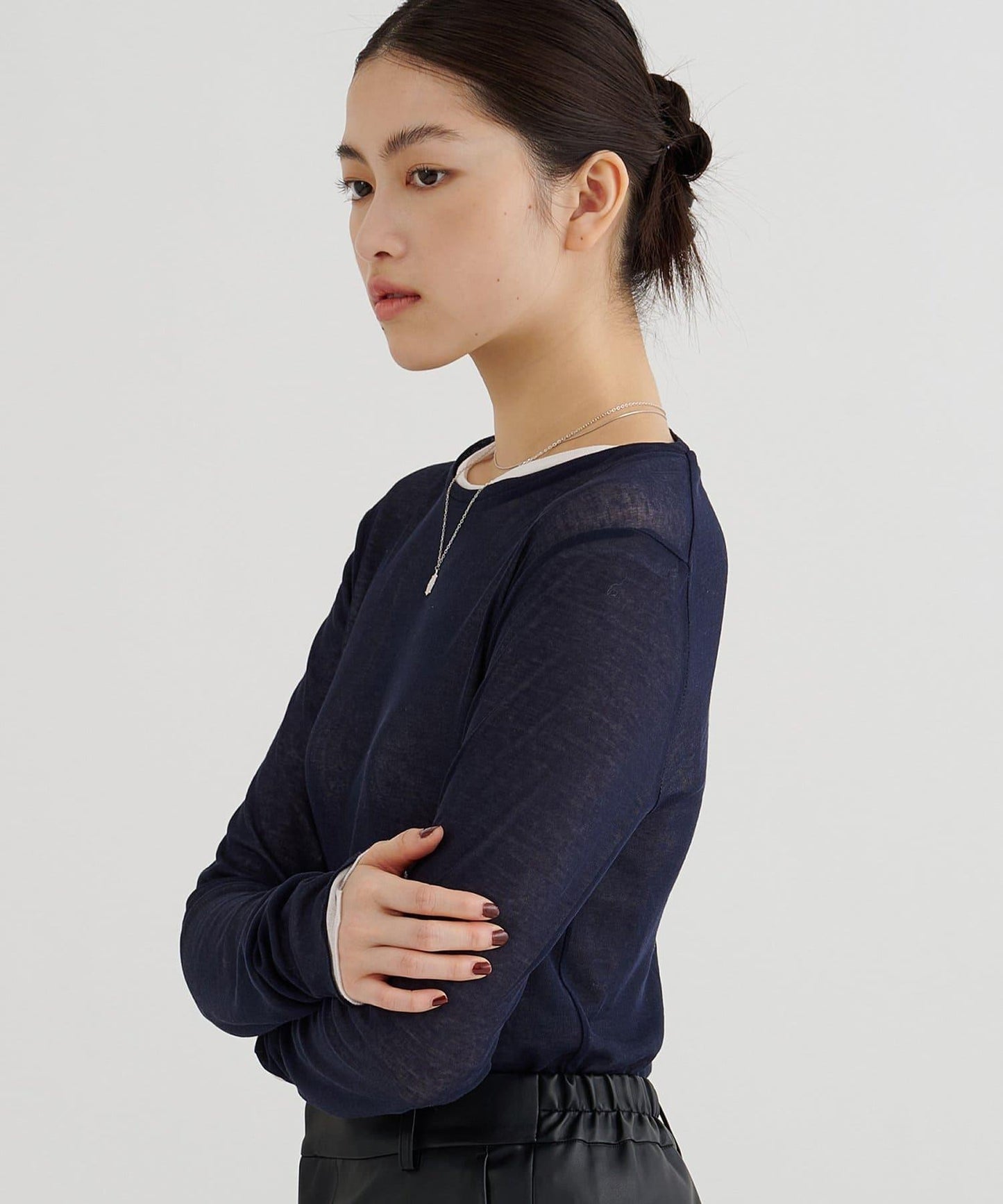 強捻紗透視套頭衫