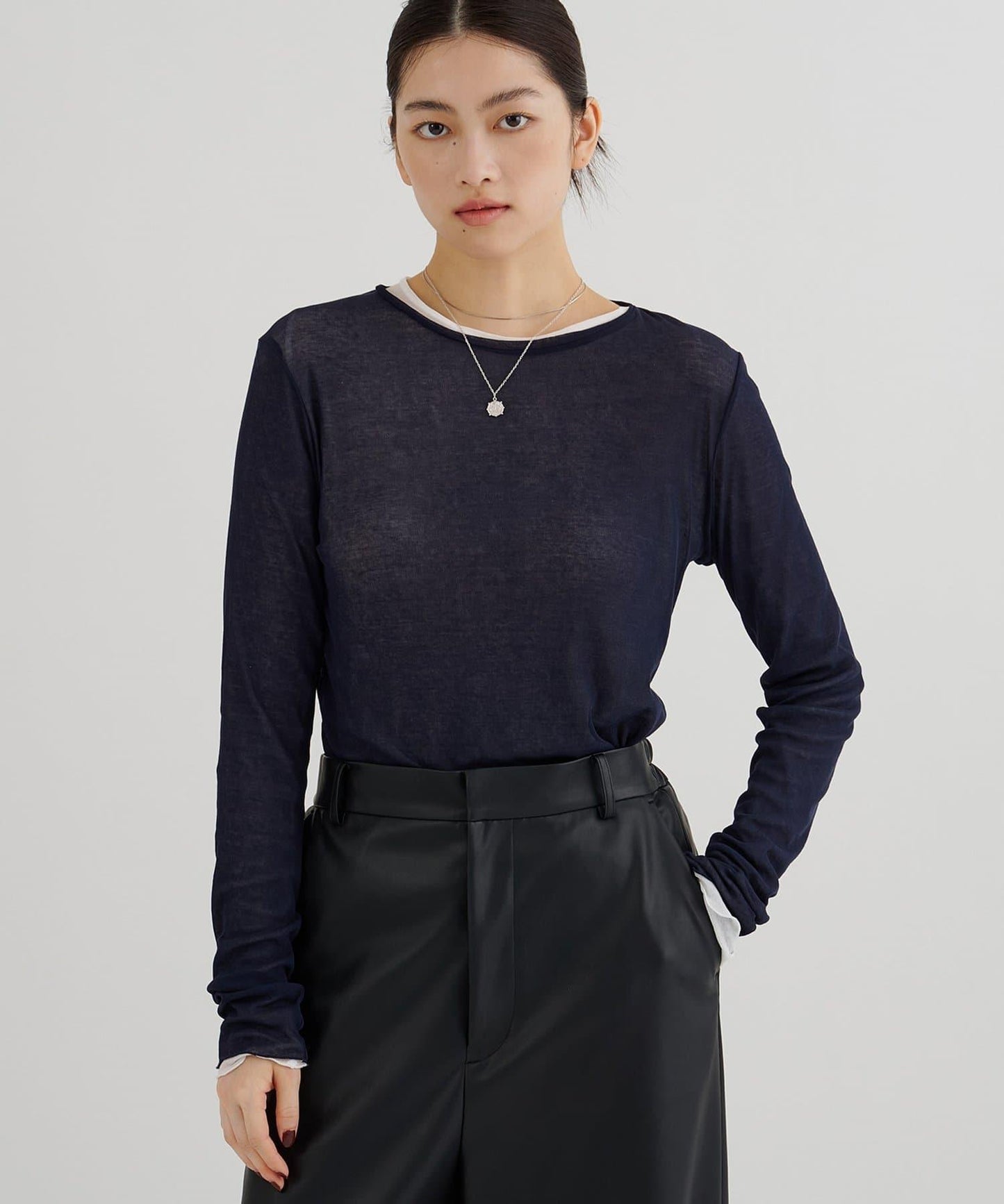 強捻紗透視套頭衫