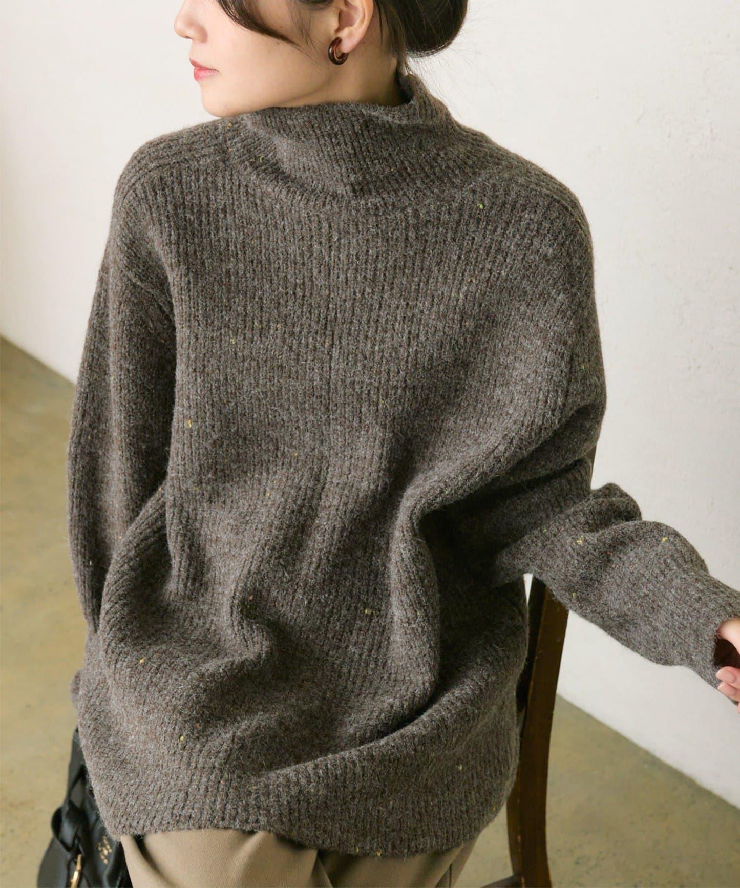 彩點高領針織套頭衫